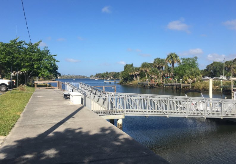 Crystal River Preserve State Park, Florida, USA